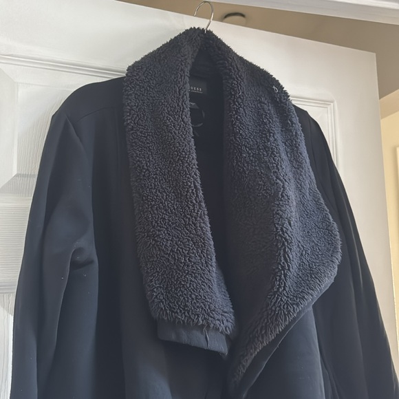 Guess / Women's Jacket - Picture 2 of 5